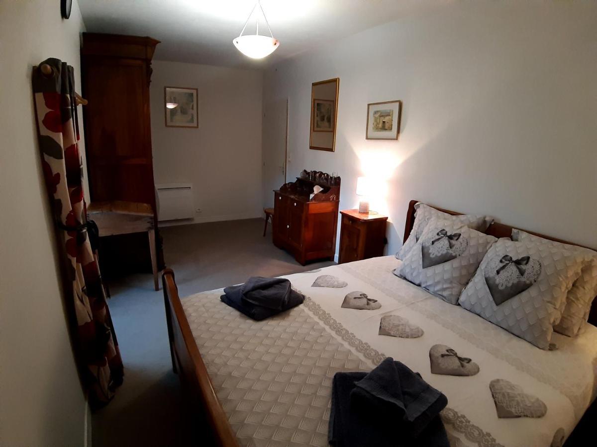 Wisteria Cottage Les Adjots Екстериор снимка